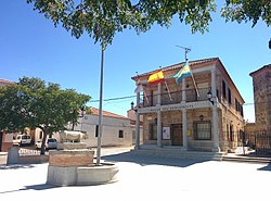 Ayuntamiento de Totanés.jpg