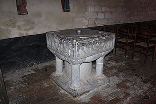 La cuve baptismale.