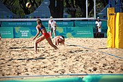 Deutsch: Beachvolleyball bei den Olympischen Jugendspielen 2018; Tag 8, 14. Oktober 2018; Mädchen, Achtelfinale – Bolivien-Puerto Rico 0:2 (18–21/18–21 ) English: Beach volleyball at the 2018 Summer Youth Olympics at 14 October 2018 – Girls Round of 16 – Bolivia-Puerto Rico 0:2 (18–21/18–21 )