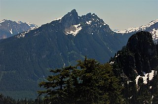 <span class="mw-page-title-main">Bedal Peak</span> Mountain in Washington (state), United States