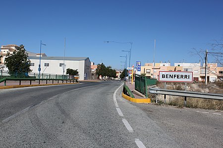 Benferri 1 - Acceso.jpg