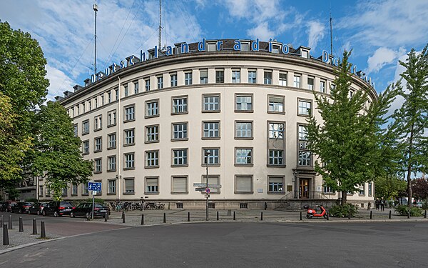 Former IG Farben branch office on Kufsteiner Straße, RIAS broadcasting centre from 1948, now headquarters of Deutschlandradio Kultur