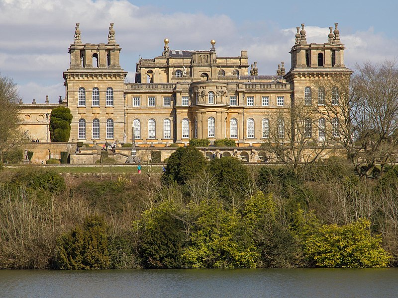 File:Blenheim Palace, south west elevation - geograph.org.uk - 3406324.jpg