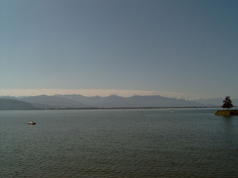 File:Bodenmeer vanaf Lindau foto2 2009-06-01 09.44.JPG