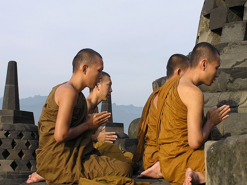 File:Borobudur monks 1.jpg