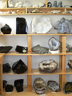 Mineral collecting Hobby of systematically collecting, identifying and displaying mineral specimens