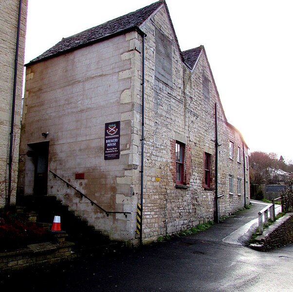 File:Brewery House, Brewery Lane, Nailsworth - geograph.org.uk - 4787866.jpg
