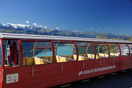 Brienzer Rothorn Bahn (Brienzer Rothorn). Lake Brienz can be seen in the background.