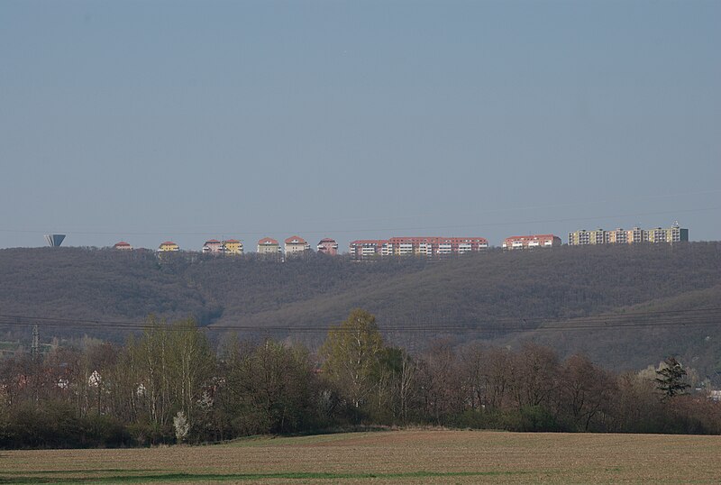 File:Brno, Kouhoutovice from south.jpg