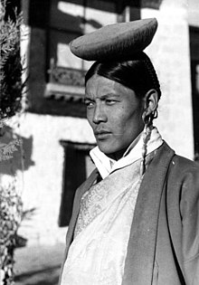 Bundesarchiv Bild 135-S-12-20-17, Tibetexpedition, Taringprinz, Jigme Taring.jpg