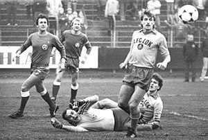 Bundesarchiv Bild 183-1986-1207-002, FDGB-Pokal, 1. FC Lok Leipzig - BSG KWO-Berlín 3-1.jpg