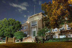 Navo Middle School / Home