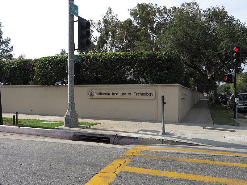 File:California Institute of Technology, Pasadena, California (14516438274).jpg