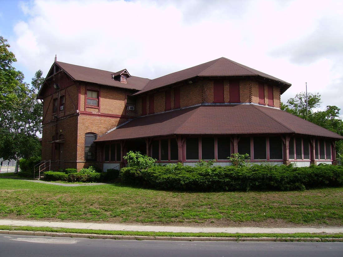 Central Islip Psychiatric Center