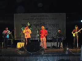 ২০১০ সালে চন্দ্রবিন্দু, বাম থেকে ডানে: অরূপ, সৌরভ, উপল, রাজশেখর, অনিন্দ্য, শিবু, সুরজিৎ