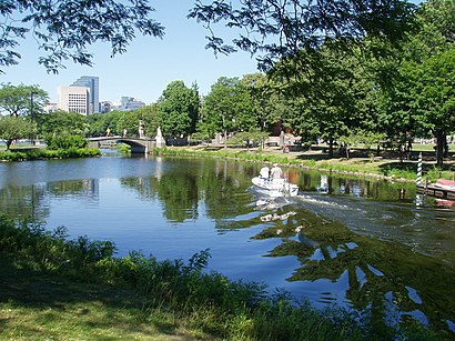 How to get to Charles River Basin with public transit - About the place