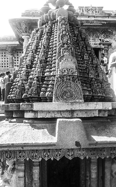 File:Chennakeshava temple Belur 251.jpg