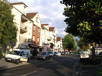 How to get to Chennevières-Sur-Marne with public transit - About the place