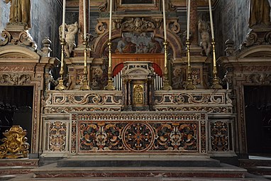 Hauptaltar der Kirche Santa Maria la Nova (Neapel), von Cosimo Fanzago
