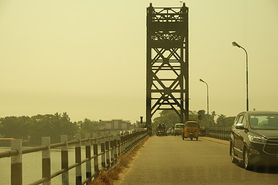 Bridge at Cochin across the Seaport