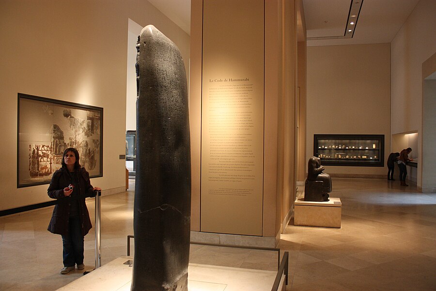 stele of hammurabi - image 10