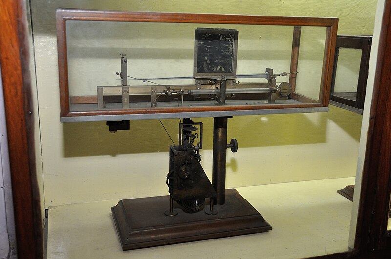 File:Crescograph - Jagadish Chandra Bose Museum - Bose Institute - Kolkata 2011-07-26 4040.jpg