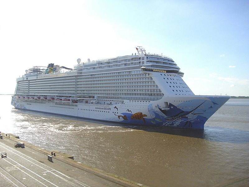 File:Cruise ship Norwegian Escape (1).jpg