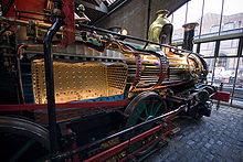 A steam locomotive with the boiler and firebox exposed (firebox on the left) Cutaway steam locomotive.jpg