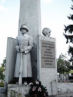 Pomnik poległych żołnierzy Armii Czerwonej na cmentarzu Kule (1945)