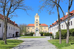 Schloss Dürnkrut, Gemeindeamt