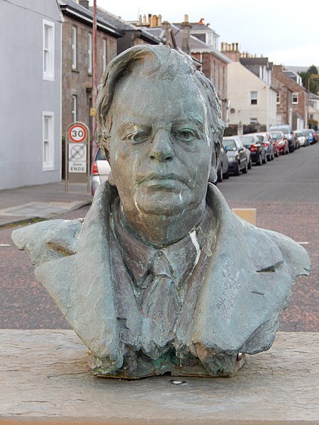 File:DSCN6793 Bust of John Logie Baird.jpg