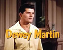 Dewey Martin: Años & Cumpleaños