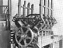 Dixie II engine on testing block at Crane & Whitman, 1908