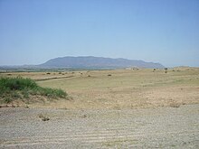 Djebel Ousselat seen from the plain of the Sahel, place of refuge of Murad III Bey Djebel Ousselat, Tunisia.jpg