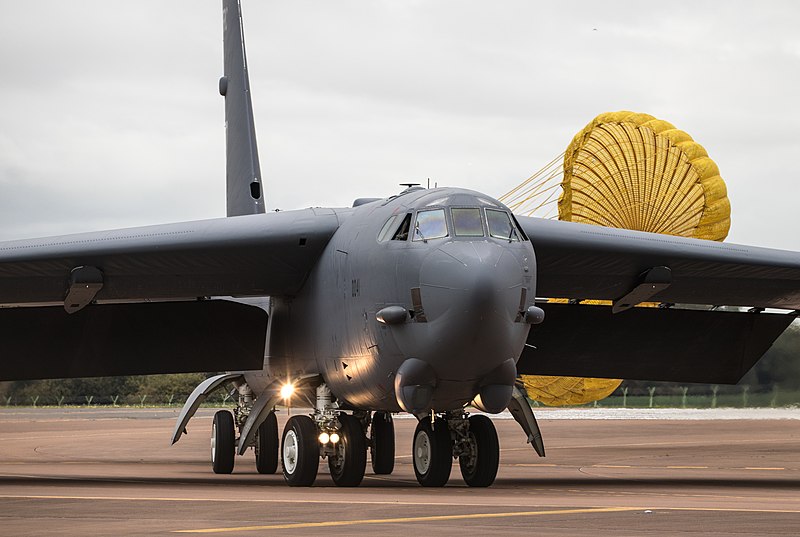 File:EGVA - Boeing B-52 Stratofortress - United States Air Force - 60-0041 (48686647848).jpg