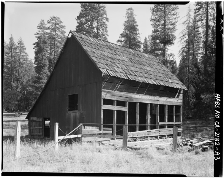 File:EXTERIOR, SOUTHEAST VIEW - George Meyer Barn No. 1, Old Coulterville Road, Foresta, Mariposa County, CA HABS CAL,22-FOR.V,1-A-3.tif