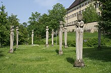 Die Groggensee-Skulpturen des Basler Künstlers Stefan Hübscher stehen in der Groggensee-Parkanlage in Ehingen