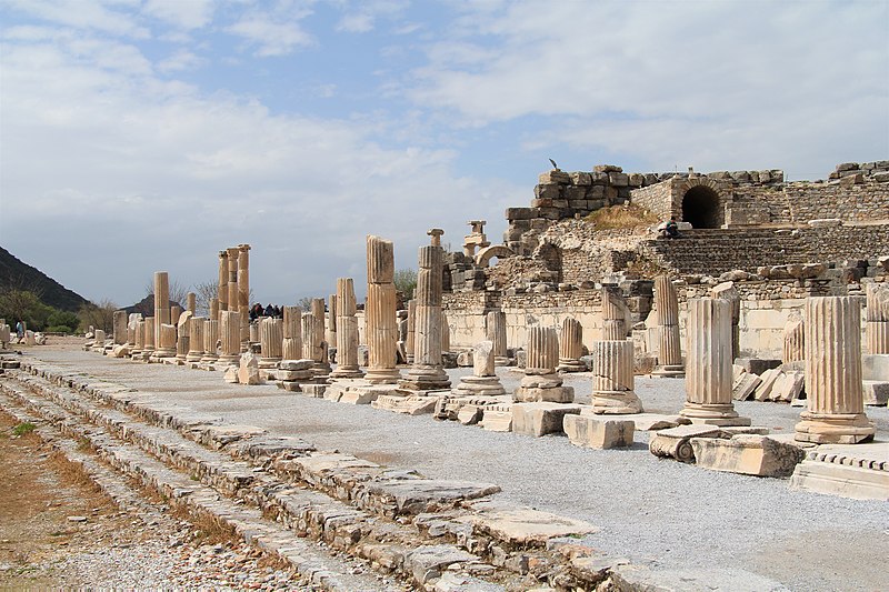 File:Ephesos 2013-03-26zzs.jpg