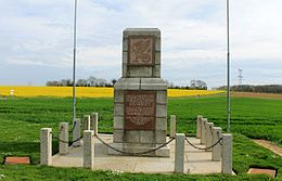 Memorial de Esquay-Notre-Dame.JPG