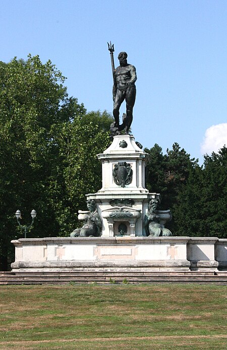 Fontaine de Neptune 901