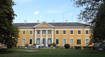 So kommt man zu Schloss Draskovich mit den Öffentlichen - Mehr zum Ort Hier