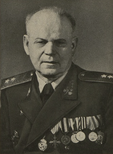 Gen. Čeněk Hruška (časopis Československý voják, 1957)