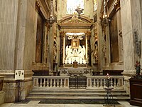 Genova-cattedrale di san lorenzo-altare madonna del soccorso.jpg