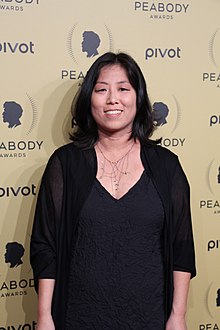 Grace Lee bei den 74. jährlichen Peabody Awards.jpg