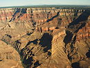 Grand Canyon i USA är ett snitt genom ett antal lager av sedimentära bergarter.