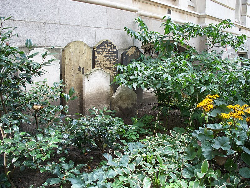 File:Graves, Postman's Park.JPG