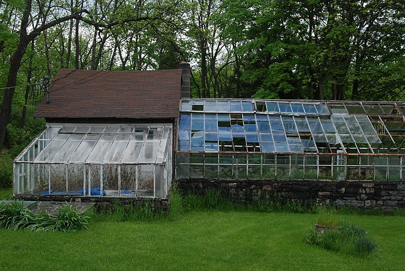 File:Greenhouse in Peters Valley, NJ - panoramio.jpg