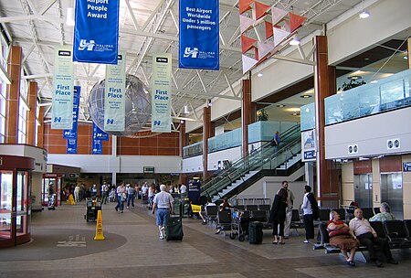 Tập_tin:HFX_Airport_3.jpg