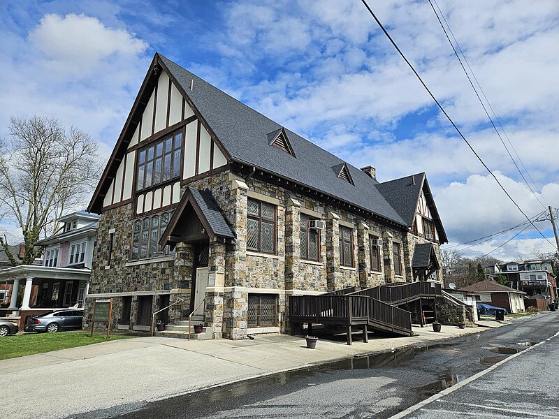 File:Harris AME Zion Church.jpg