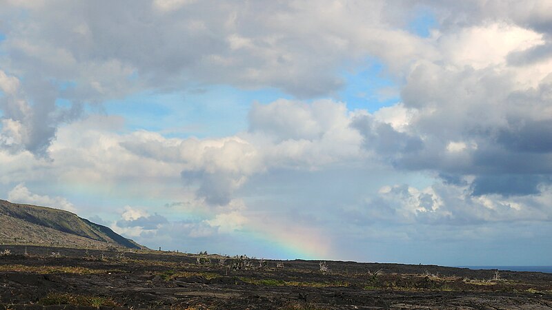 File:Hawaii Volcanoes National Park - panoramio (6).jpg